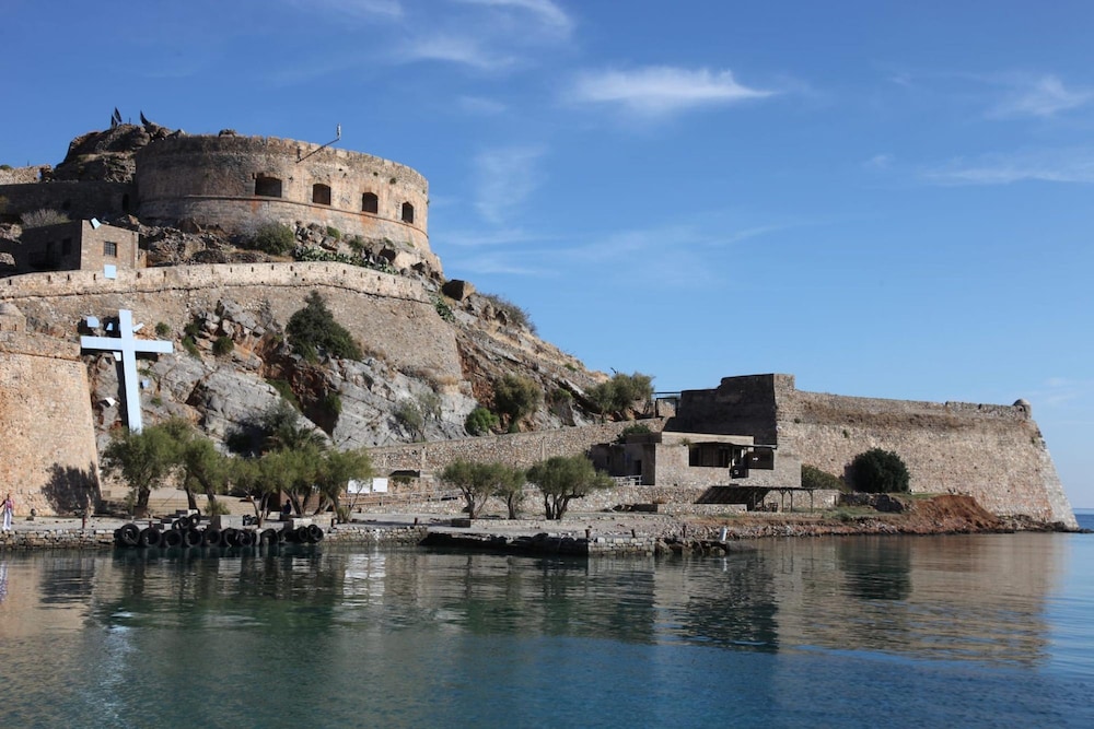 Agios Nikolaos Vacations - Elounda Solfez Villas - Property Image 64