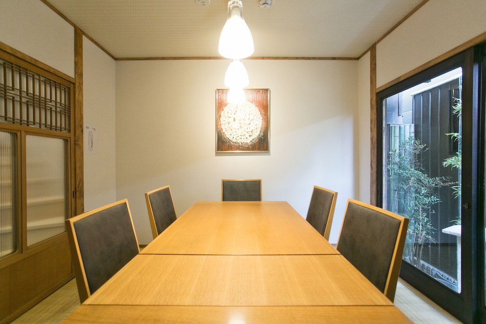 meeting & event spaces