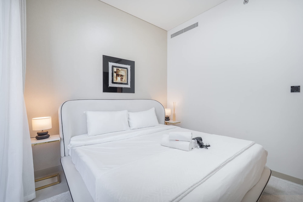 Lavish 1BR Apartment in Sobha Creek Vistas Reserve