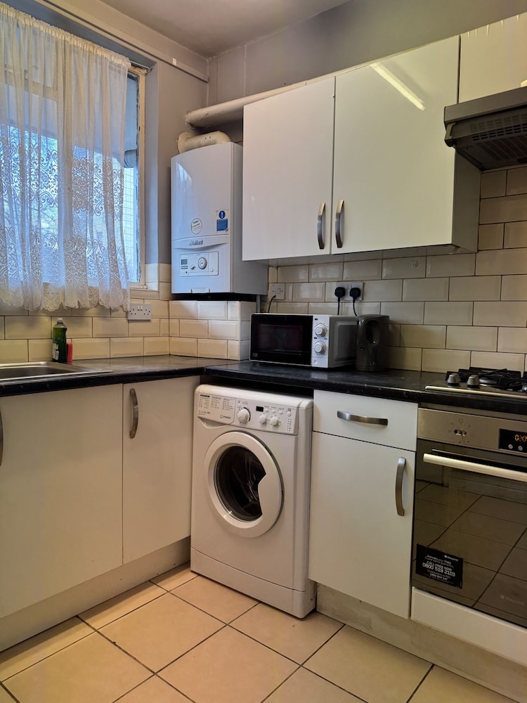 Calm and Cosy Apartment in Central London