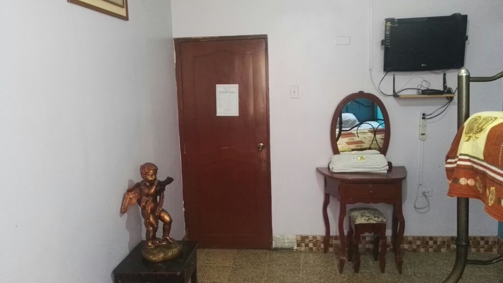 Hotel Eloy Alfaro - Hostel