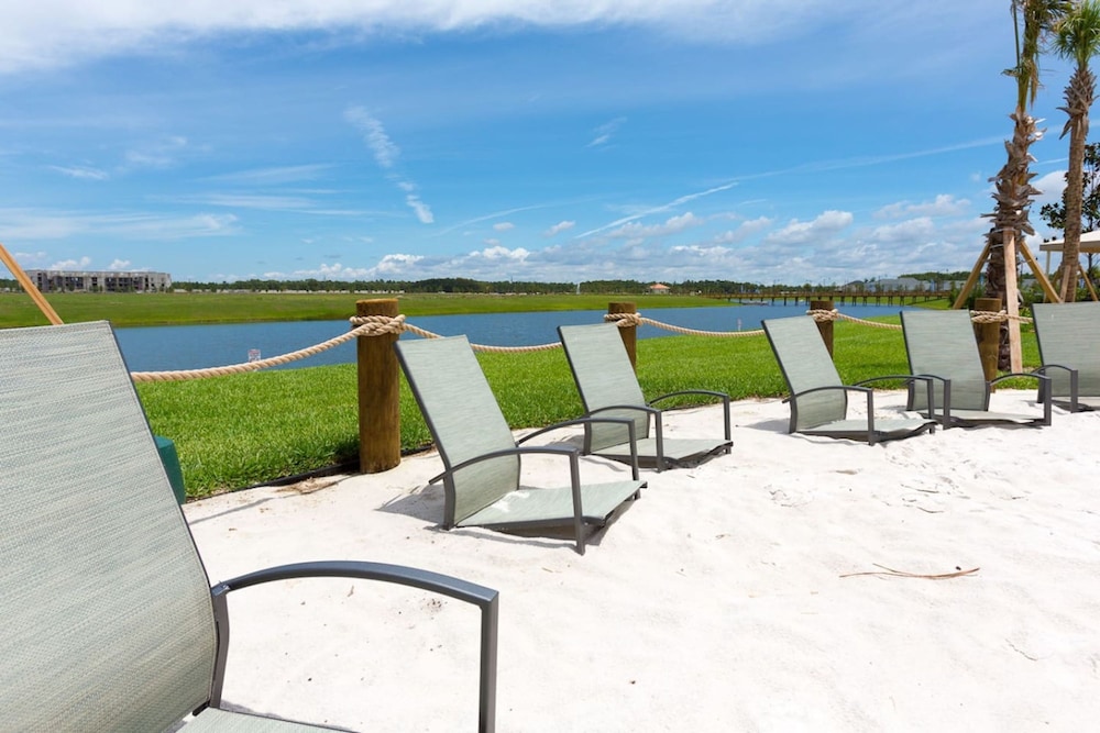 Your 5bdr House w Pool - 4959
