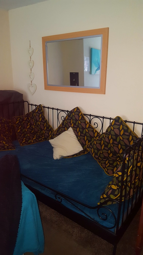 Tony Asga - Sakina Apartment
