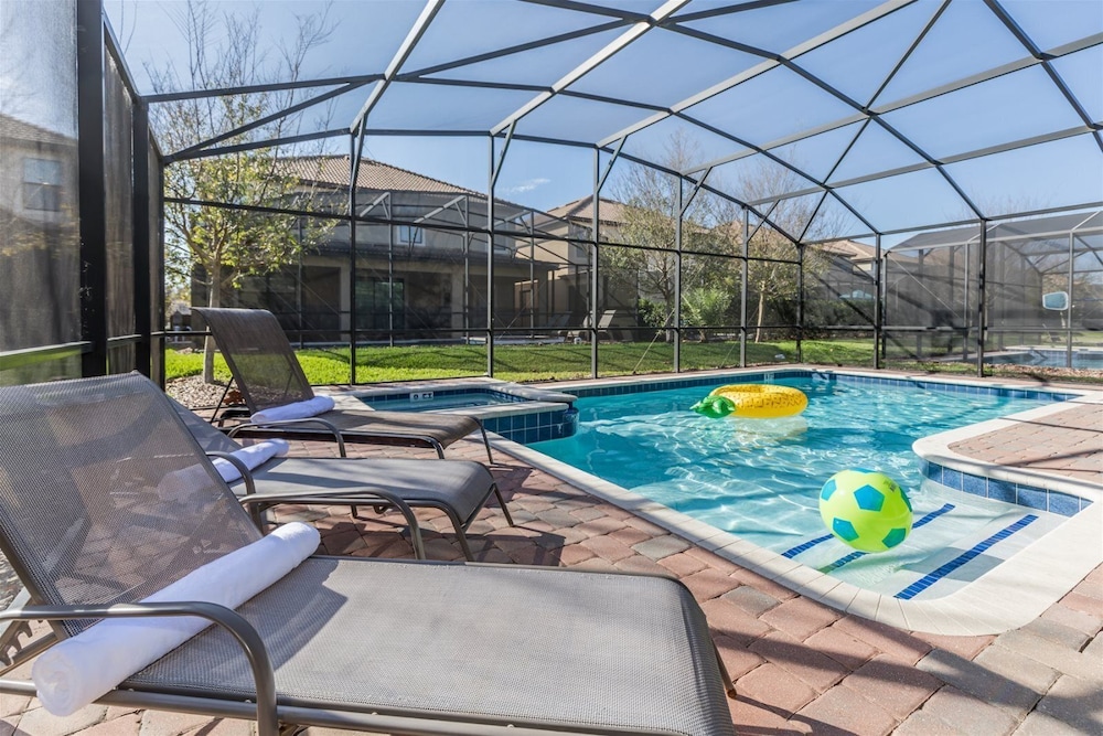 Champions_gate_1408 - Image 2