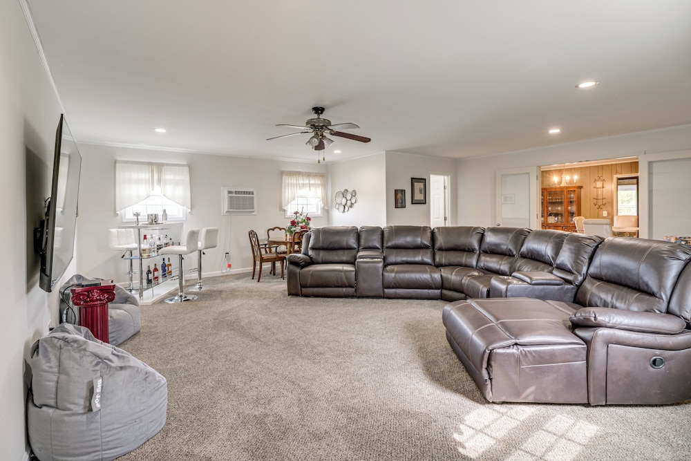 BBQ Ready: Delta Country Home on 30 Acres