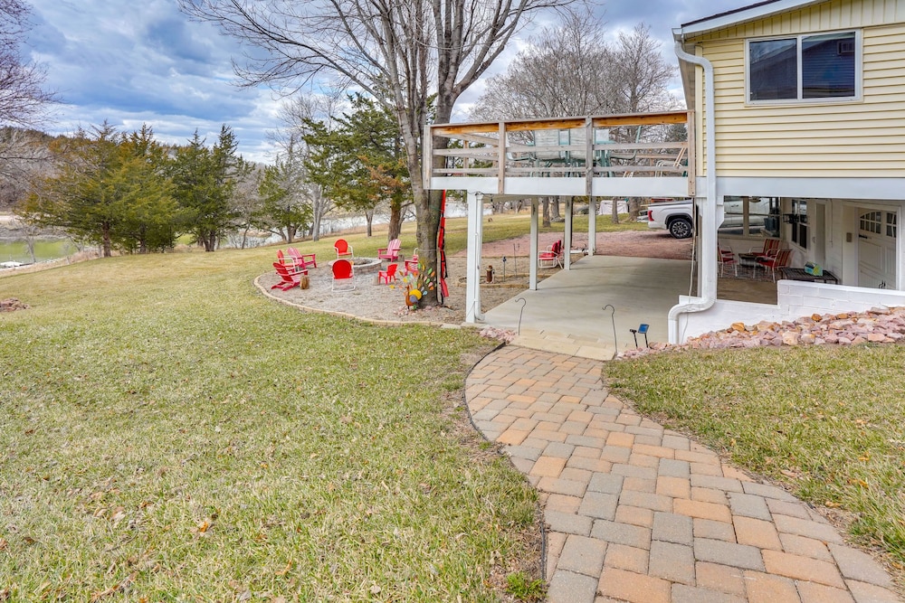 Waterfront Crofton Cabin - Boat Dock & Fire Pit!