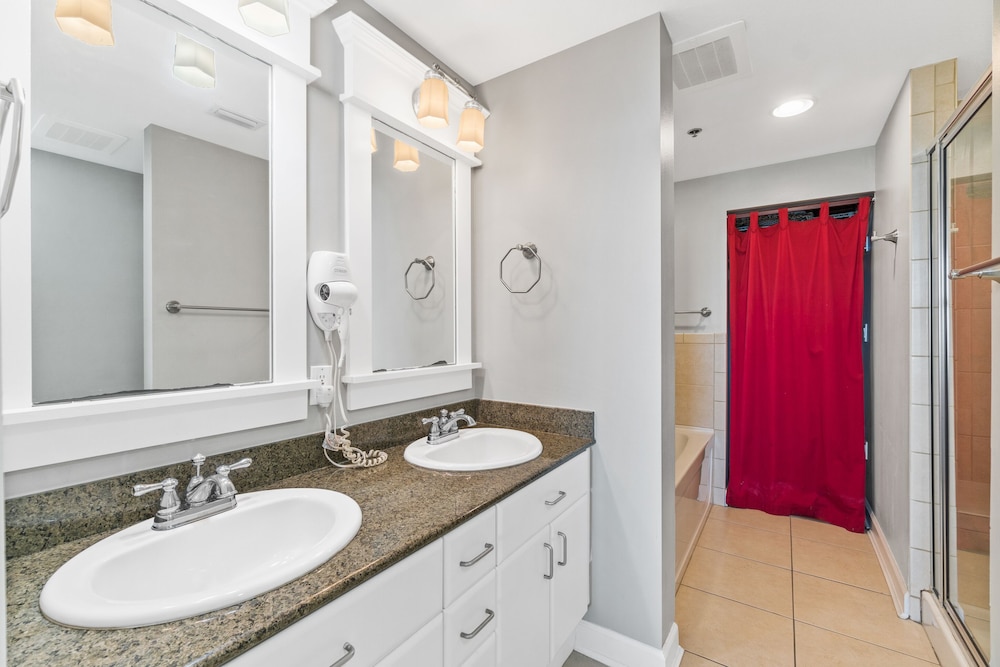 Grand Panama Beach Resort by Panhandle Getaways