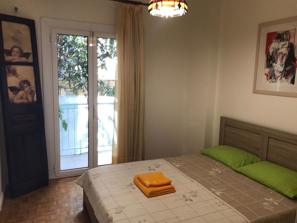 Art House In The Heart Of Athens