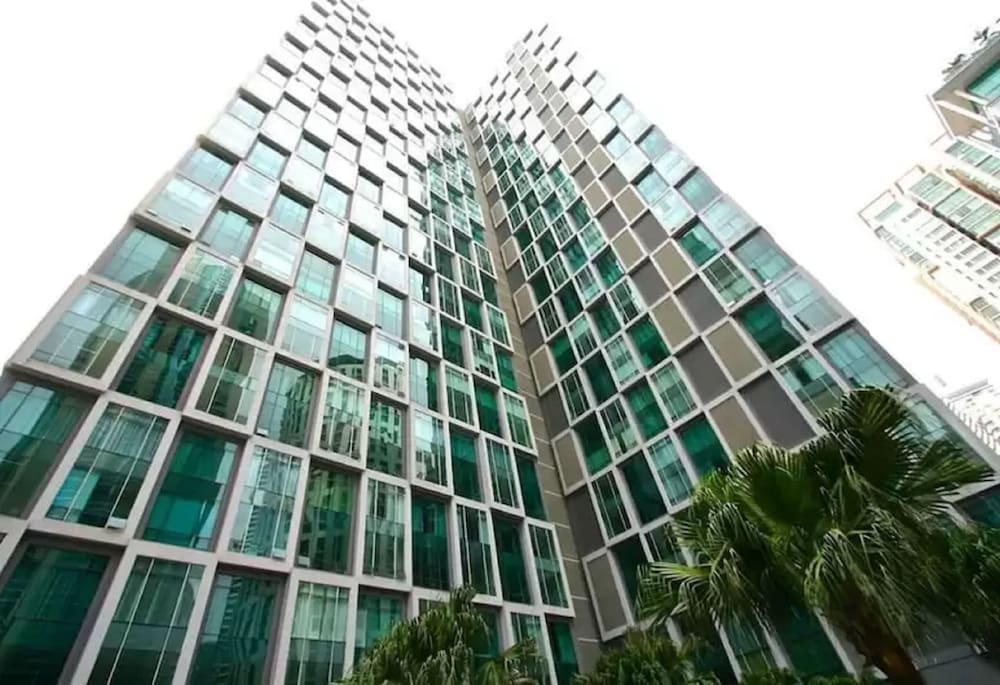 Hotel Soho Suites KLCC LX Stay - Image 1