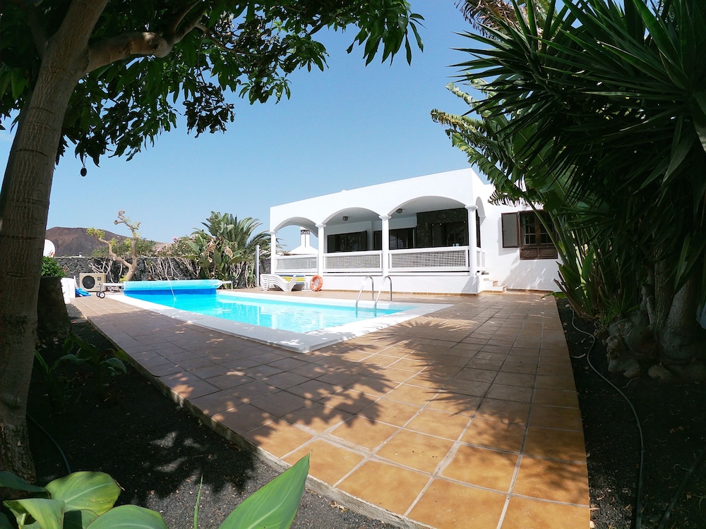 Hotel Villa Palmira - Image 1