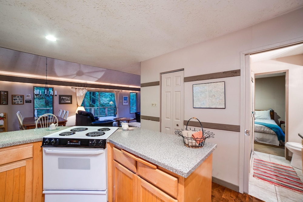 A 2-story, 3-bedroom Traditional Family ski Chalet