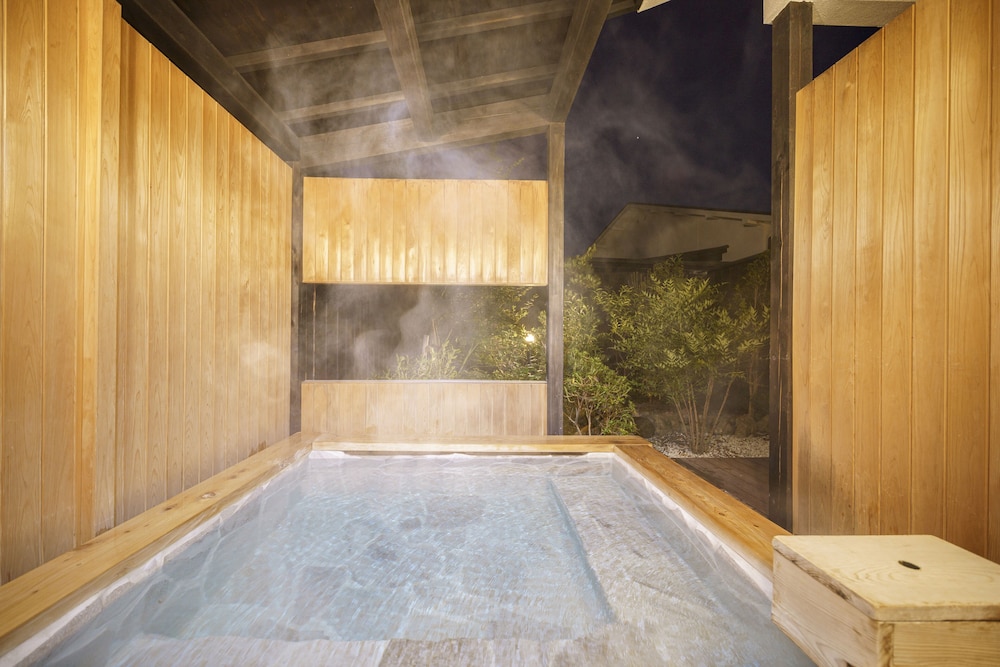 Yufuin Ryokan Seikoen