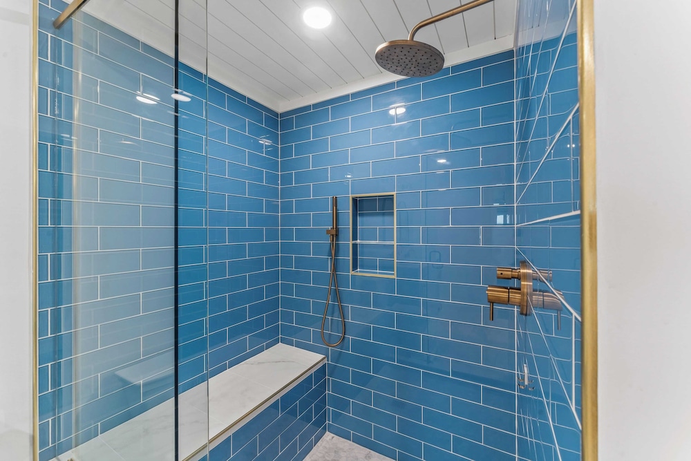 Beachfront Panama City Beach Stay With Gulf Views, Balconies, a King Suite, two Queens, and Twin Nook for 8 Guests The Shores Townhome by Avantstay