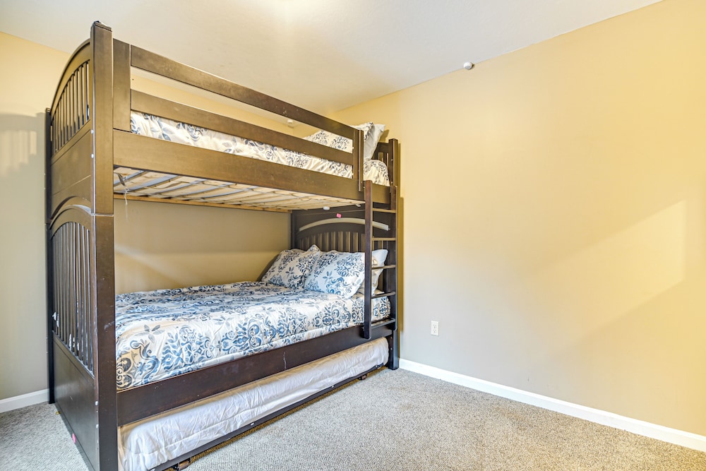 Private Community Beach: Family Conway Retreat!