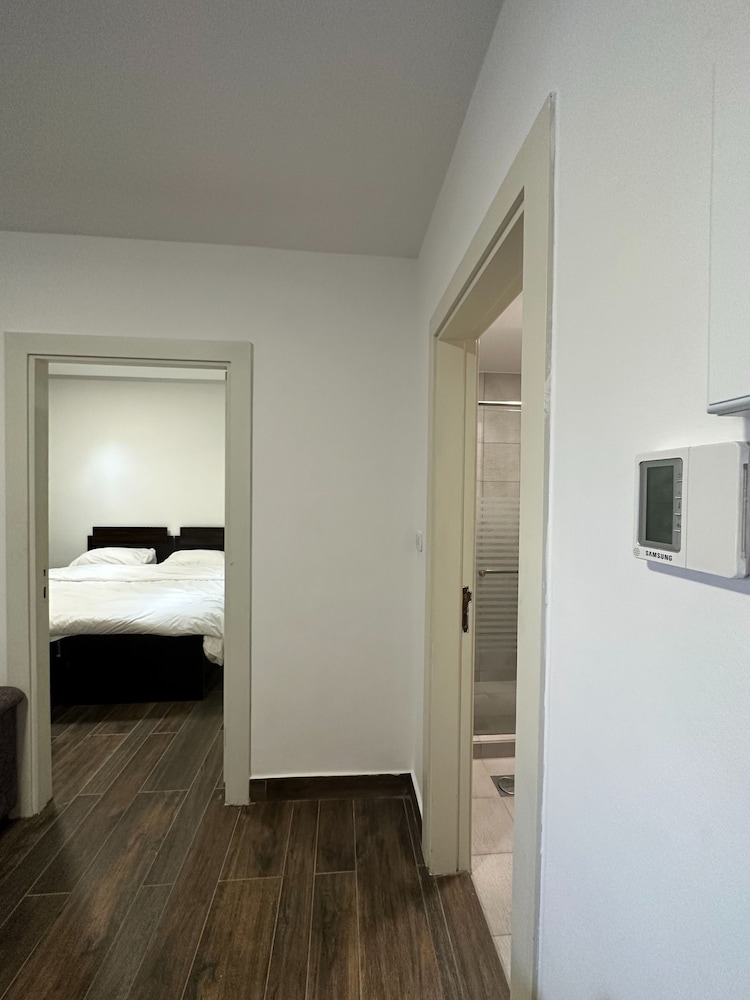 Charming Amman Apartment With Electric Heating & Wi