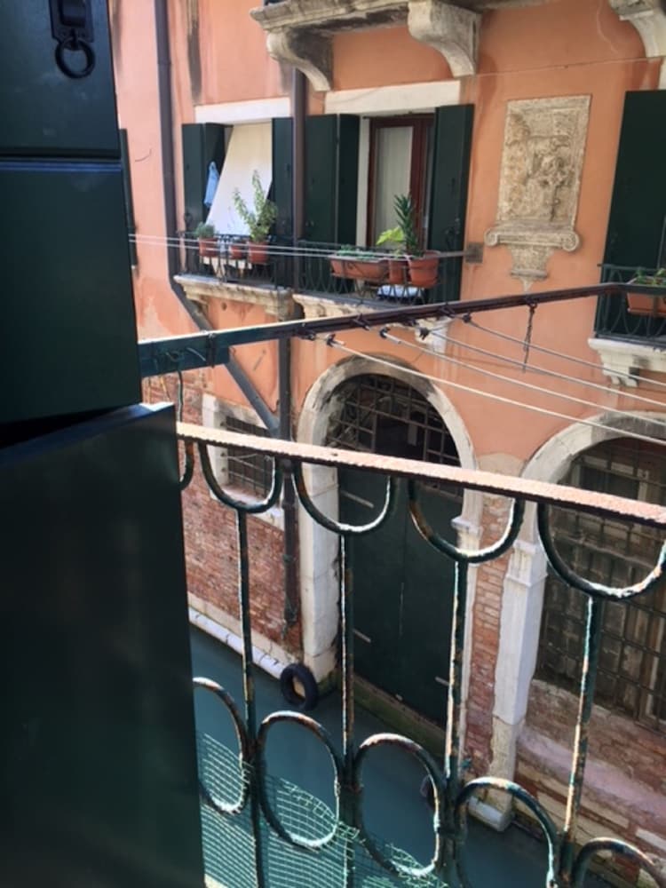 San Polo Canal View Apartments