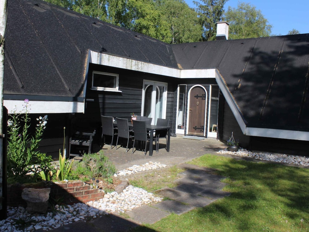 4 Star Holiday Home in Hals
