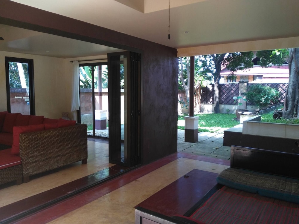 Three Bedroom Balinese Villa - a Shared Pool