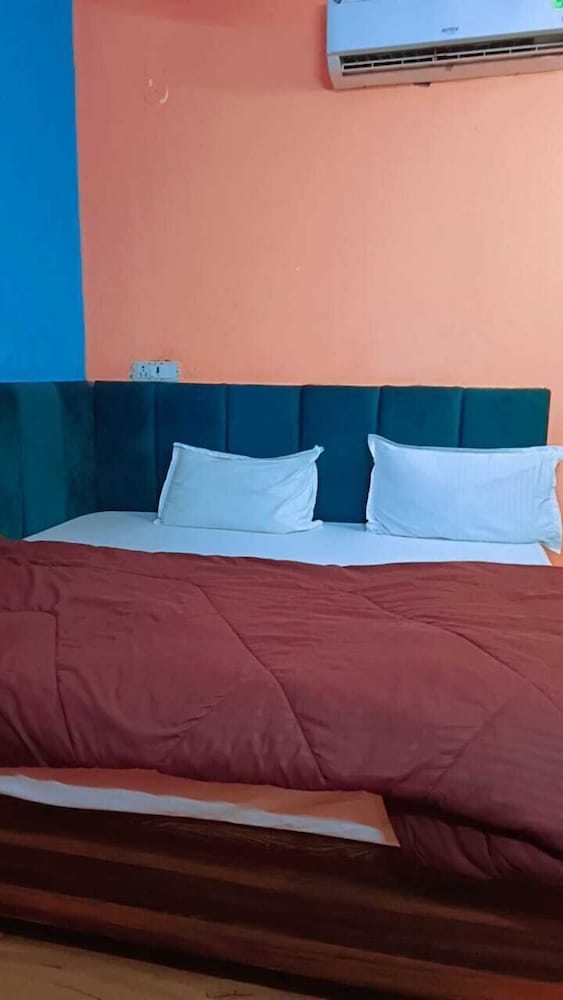 Hotel Pink Villa