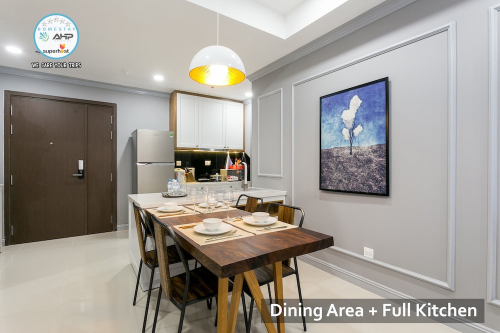 Henry Studio Luxury 2BR SWPool 17th