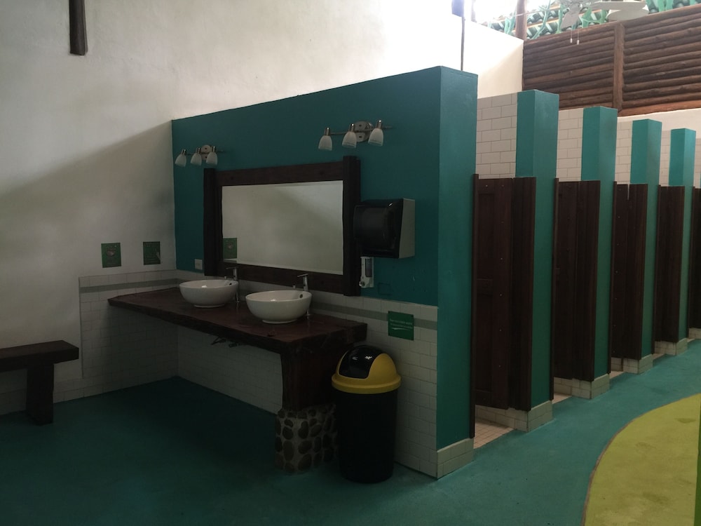 Cinco Ceibas Lodge