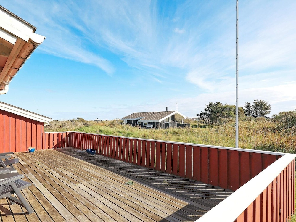 6 Person Holiday Home in Hjorring