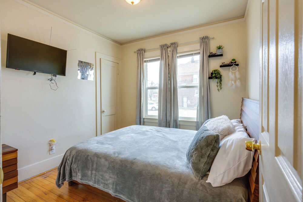 Pet-friendly Detroit Stay Near Motown & DIA
