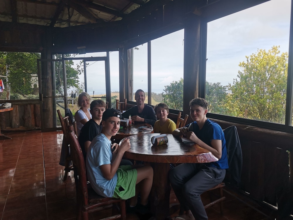 Campos de Oro Wilderness Lodge