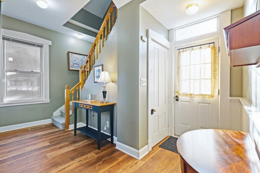 Indy Stadium Villas 710