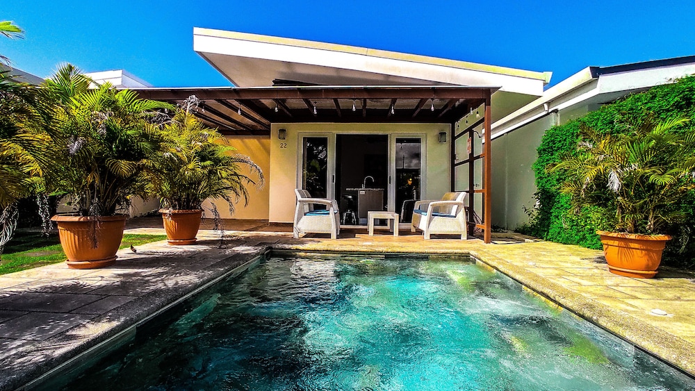 Chillax house
