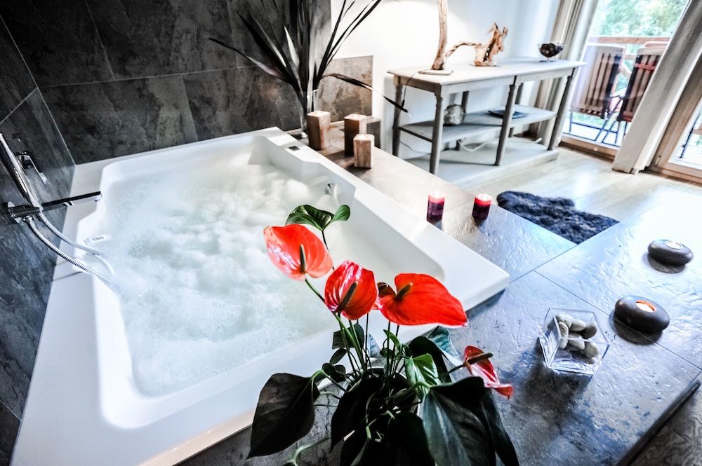 Crans Luxury Lodges view 2