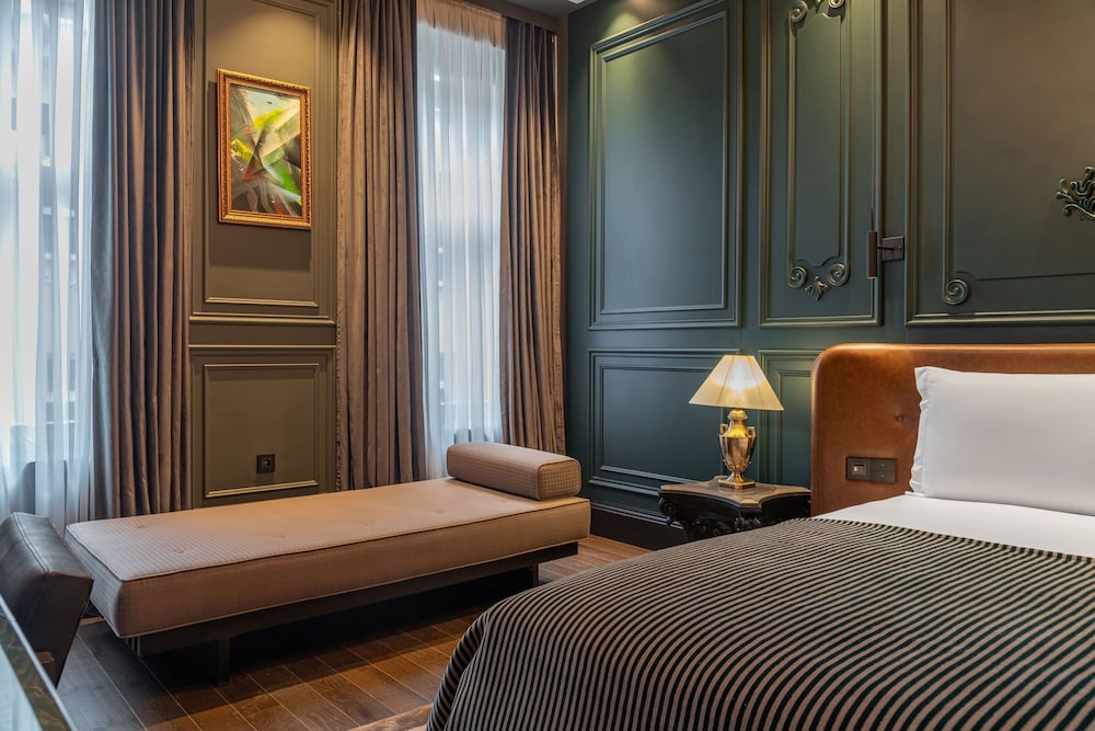 Orient Occident Hotel Istanbul, Autograph Collection 12