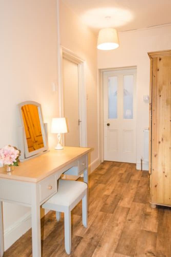 Host Stay Rosary Road Apartment