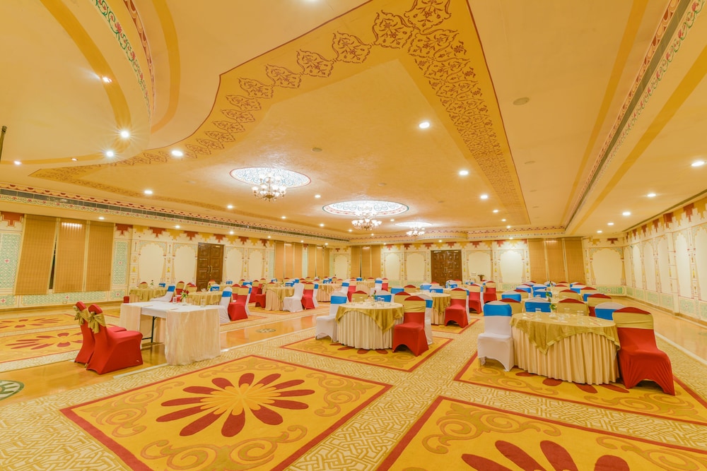 meeting & event spaces