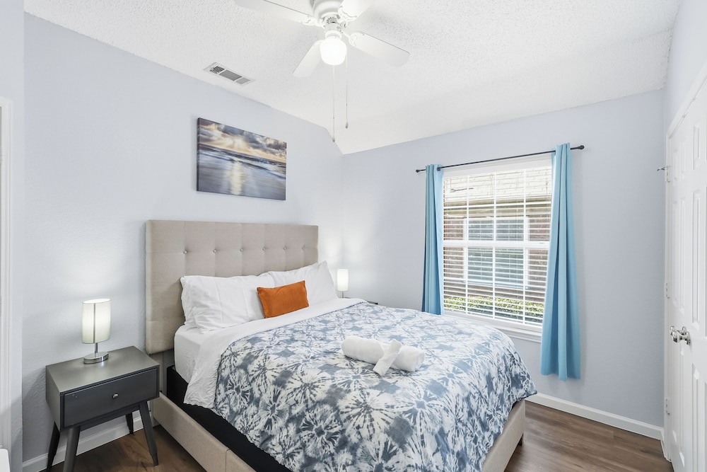 Bright & Cozy 4BR Home