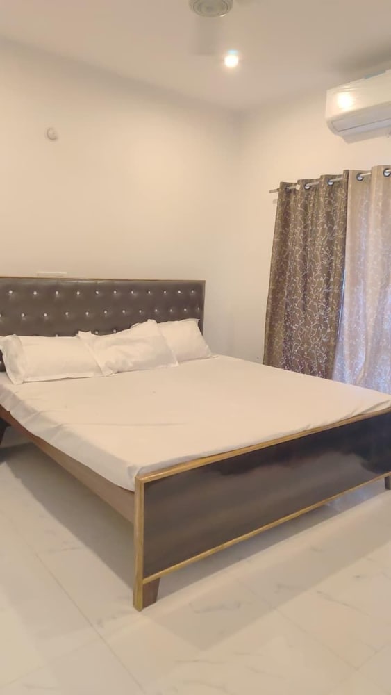 Shree Shyam Paying Guest House