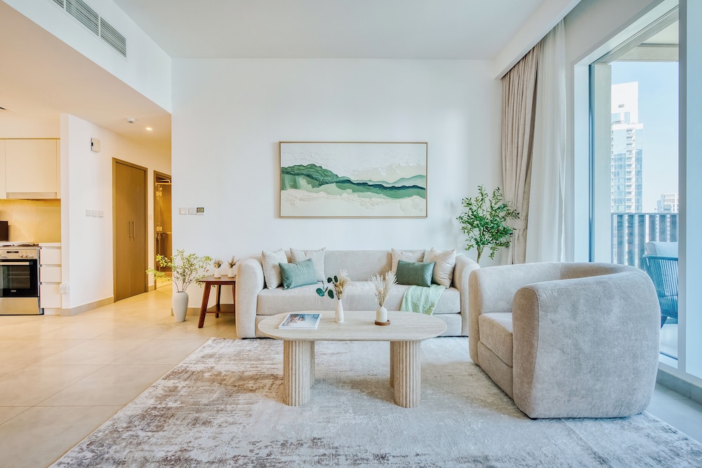 PVH - Serene Central 2BR - Creek Horizon
