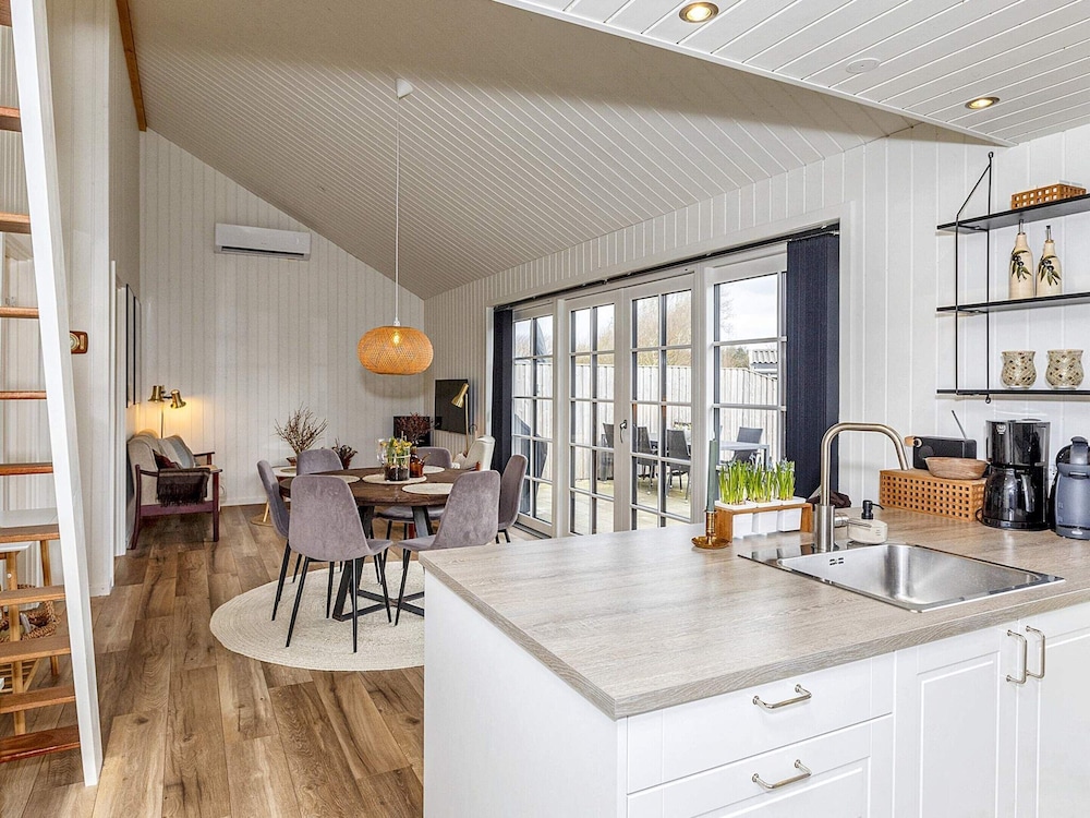 6 Person Holiday Home in Logstor view 3