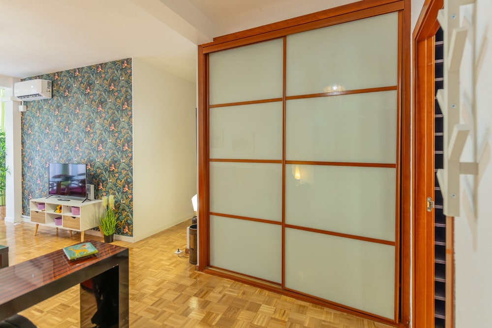 M Pvdp175 Amplio Apartamento de Tres Dormitorios
