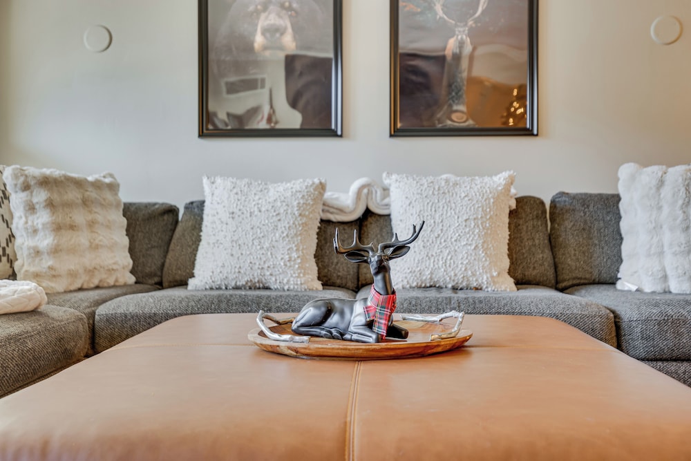 Close to Beaver Creek & Vail: Cozy Edwards Condo!