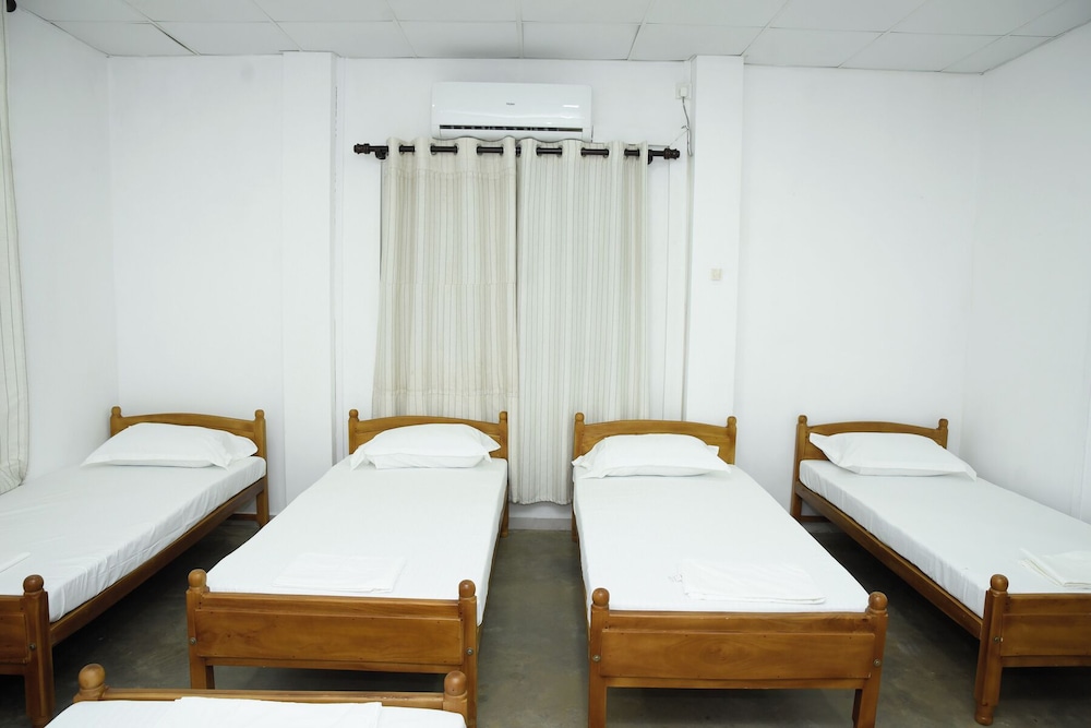Colombo Mount Hostel