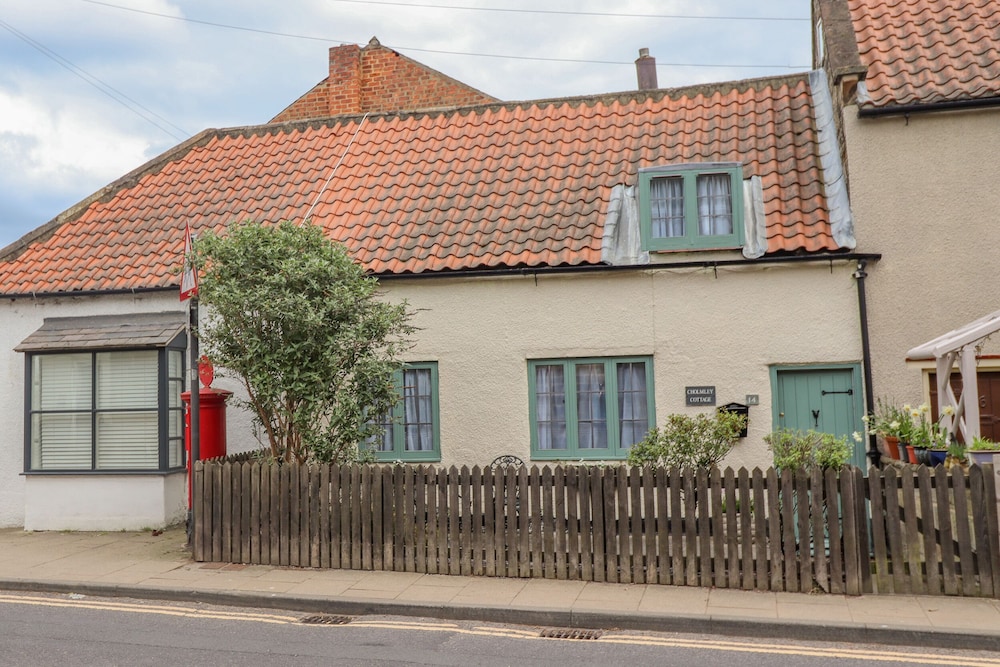 Cholmley Cottage