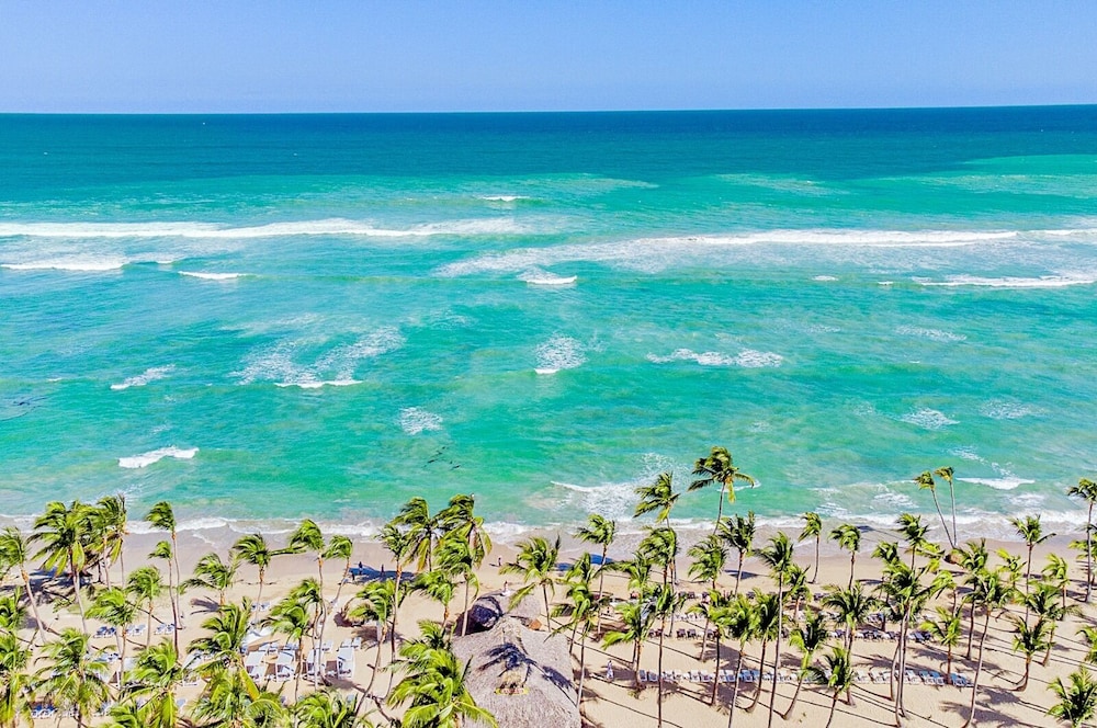 Playa Palmera Beach Front Apartments