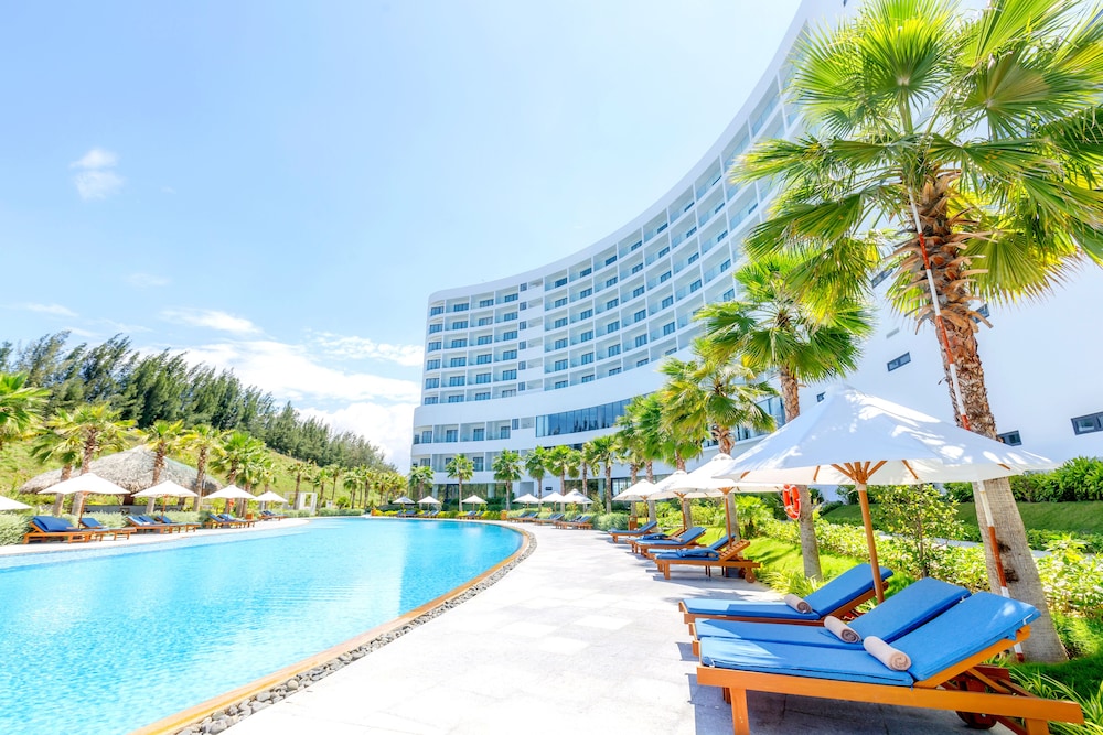 Selectum Noa Resort Cam Ranh 3
