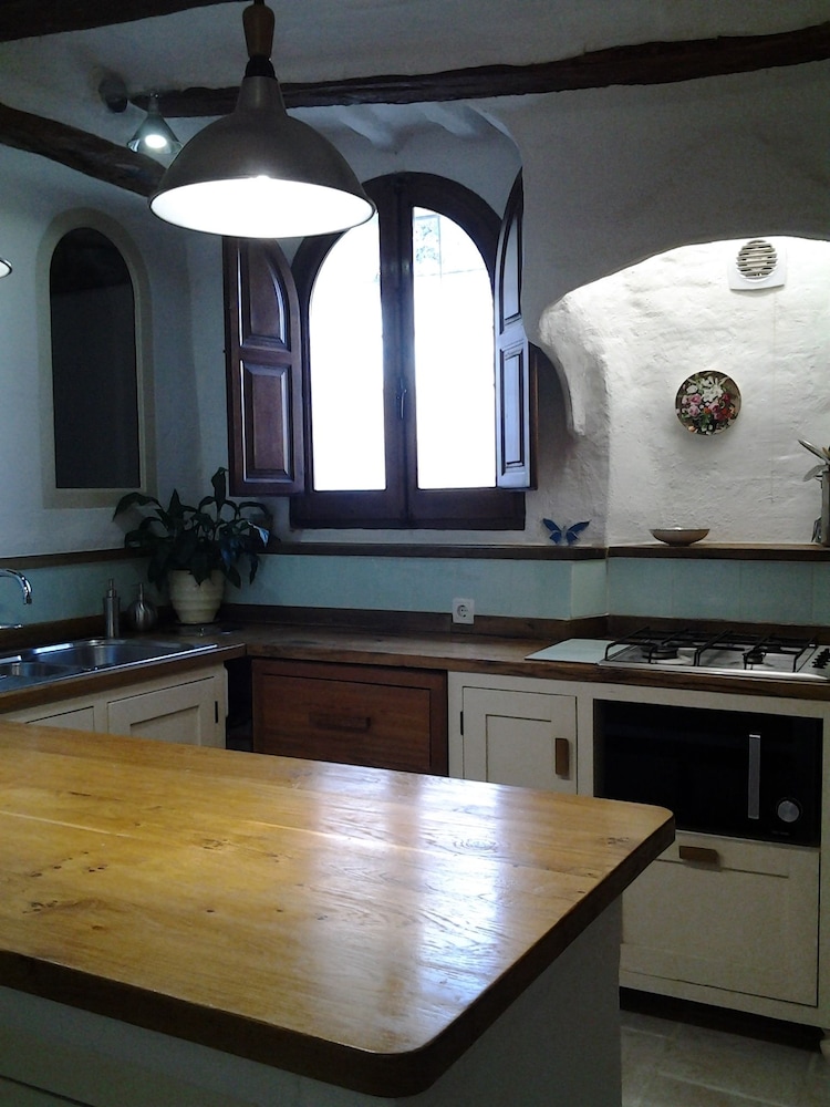 L'almàssera Casa Rural & Restaurant
