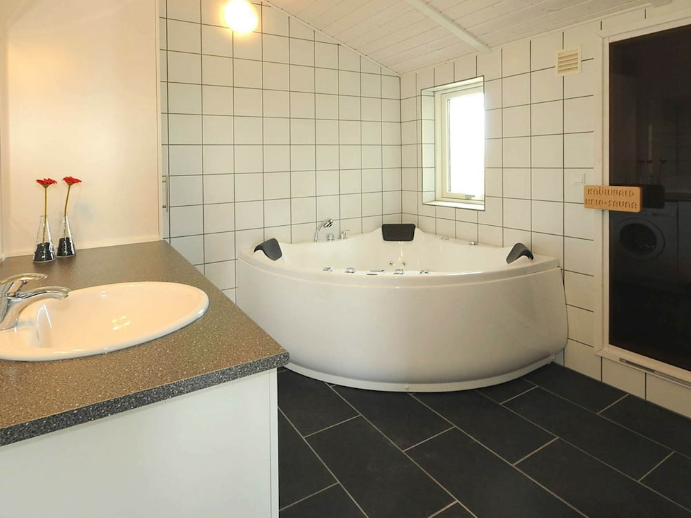 Cozy Holiday Home in Haderslev near Beach view 2