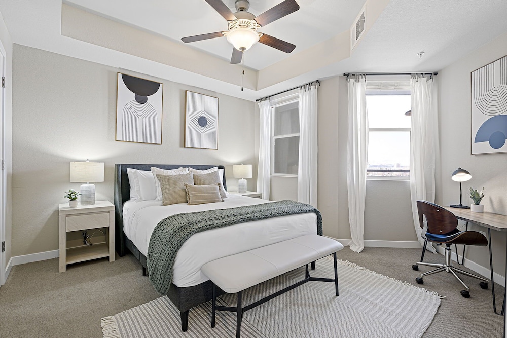 Designer Apt With Jacuzzi Walk To Casino Imax - Property Image 41