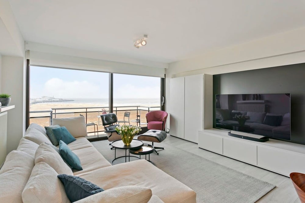Comfortable Appartement With sea View 2 Terraces