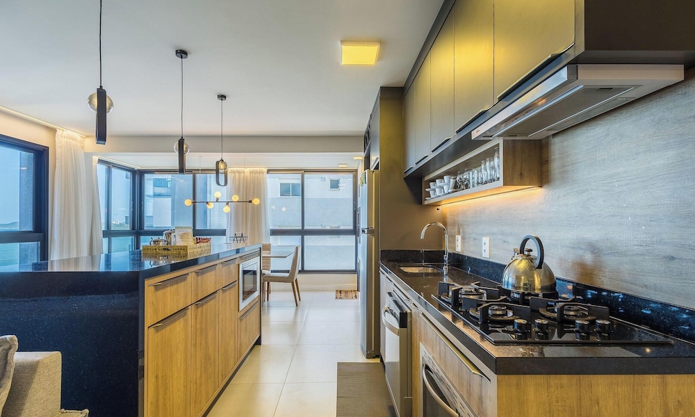 Apt w/ Bbq, 80m From the Beach Ret0801