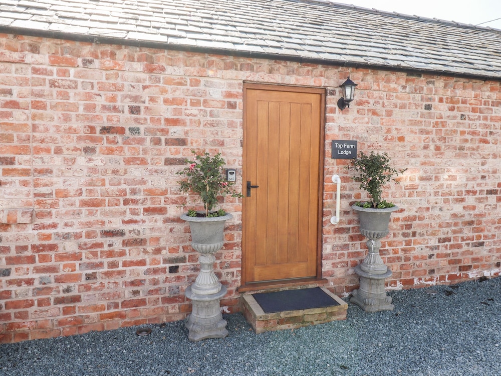 Top Farm Lodge